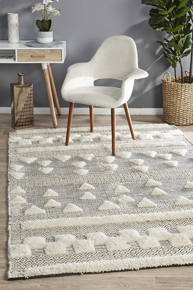 Miller Textured Ivory Rug