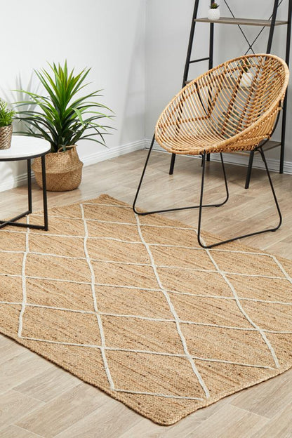 Noosa Cross Rug In Natural