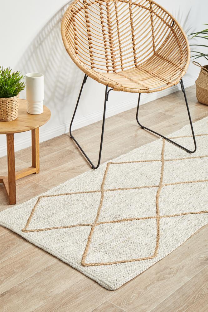 Noosa Cross White Runner Rug