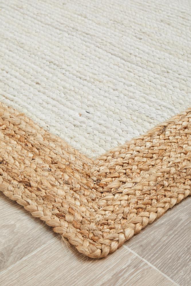 Noosa Sands In White & Natural Rug