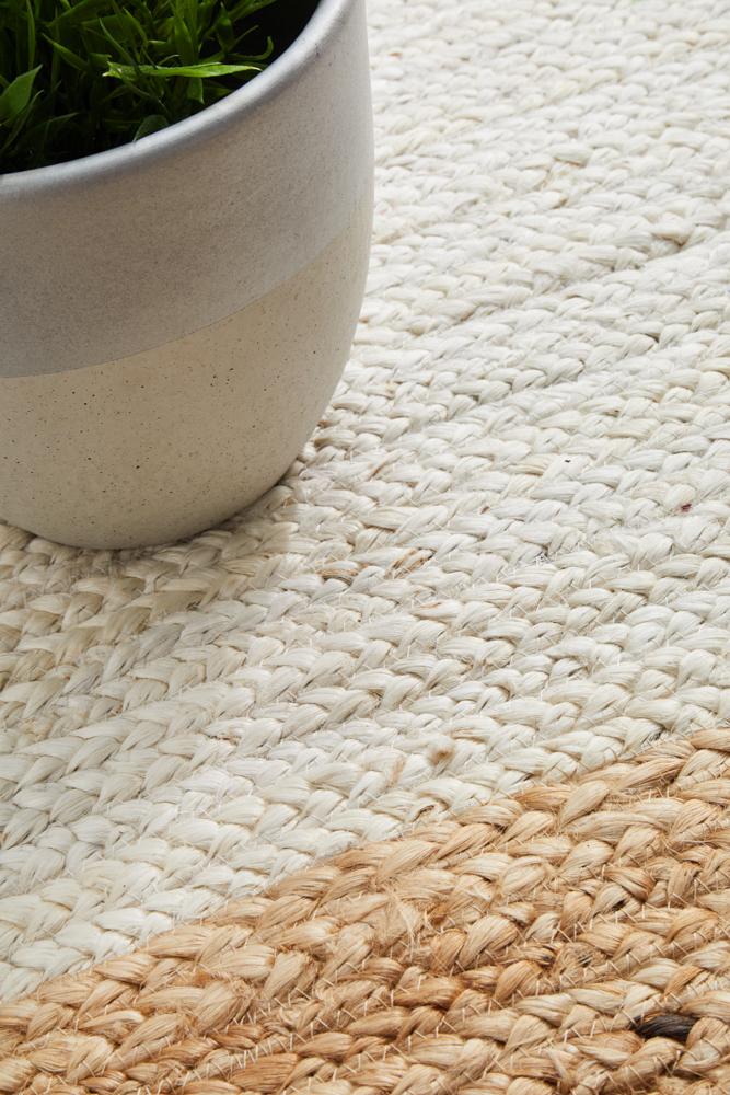 Noosa Sands In White & Natural Rug