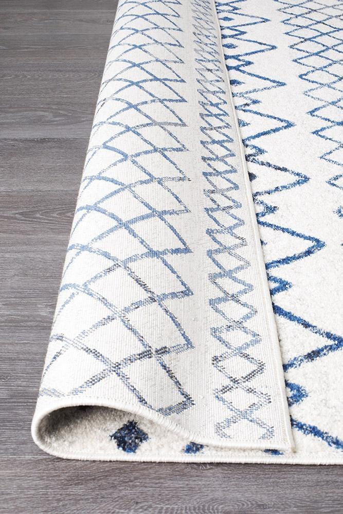 Oasis Nadia White Blue Rustic Tribal Runner Rug