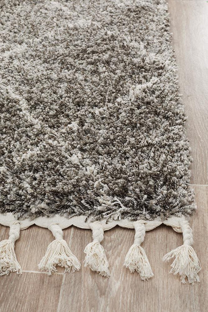 Saffron Grey Runner Rug : 44