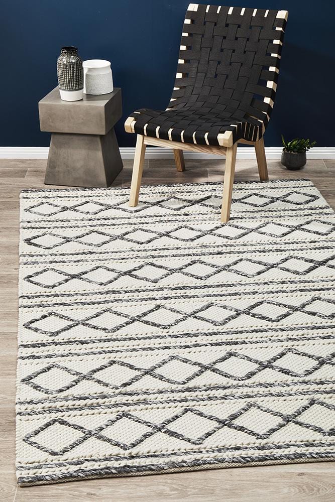 Studio White & Grey Diamond Rug