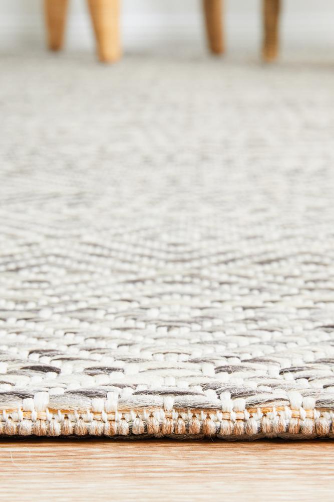 Terrace Natural Rug: 5500