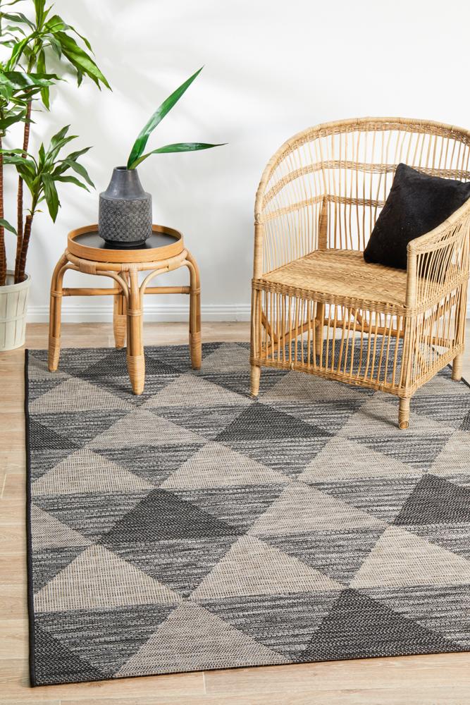 Terrace Black Rug : 5503