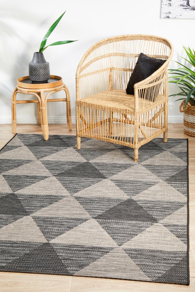 Terrace Black Rug : 5503