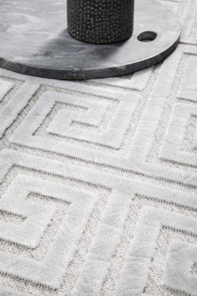 Manhattan Deco Silver Rug