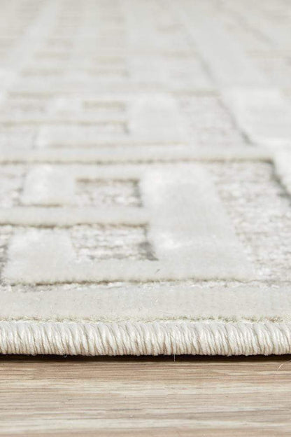 Manhattan York Natural White Rug