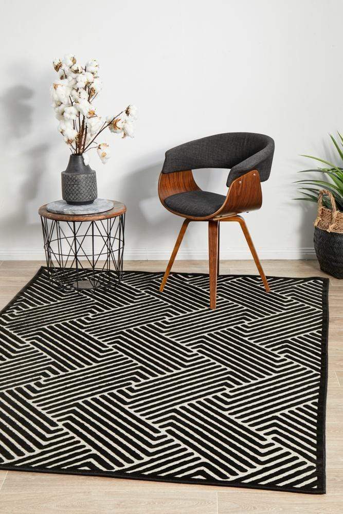 Manhattan Black And Gold Rug