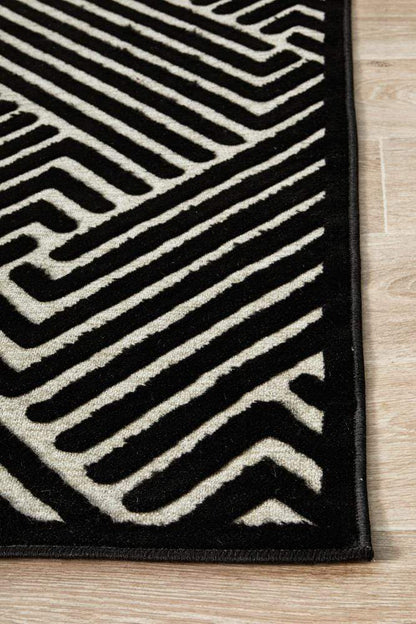 Manhattan Black And Gold Rug